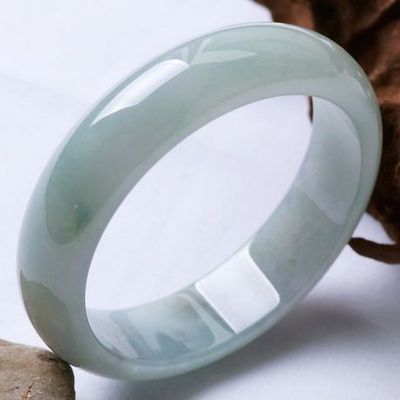 Burma Natural A cargo jade bracelet waxy old crater ice kinds of jade bracelets explosion models bracelet wholesale special