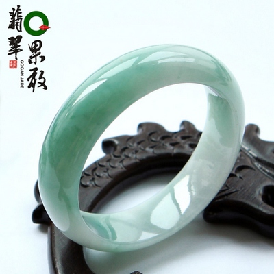 F121 bold emerald light Yang variety of green jade bracelet natural A cargo jade bracelet jade bracelets choice