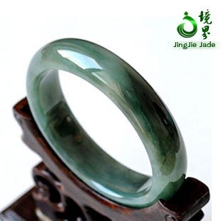 Realm of Jade P A cargo of Myanmar jade bracelets jade bracelets jade jade variety of jade jade bracelet