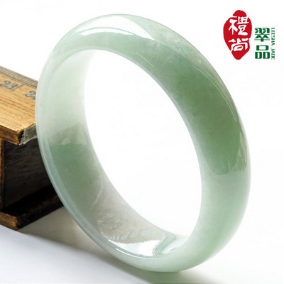 Still at Chui goods Myanmar jade bracelets A cargo of natural jade bracelets, jade wide round of the Emerald send a certificate