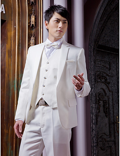 White Solid Slim Fit Tuxedo In Polyester