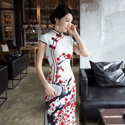 Cheongsam 2018 new spring and summer retro plum modified Slim annual performance long cheongsam dress female