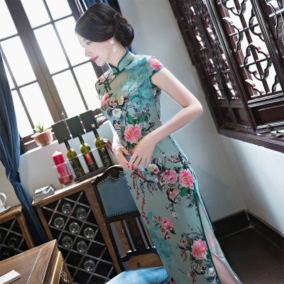Qipao summer 2018 new female Chinese style long style slim elegant retro banquet qipao dress
