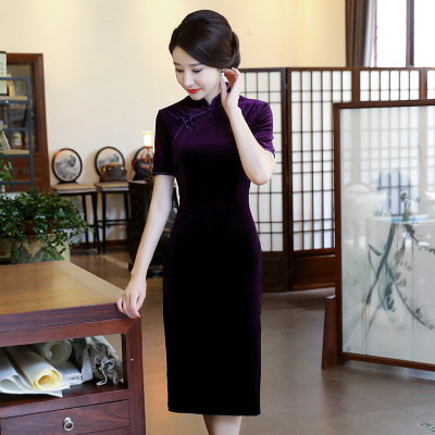 Long cheongsam 2018 new female velvet modified short-sleeved retro catwalk mother dress cheongsam dress spring