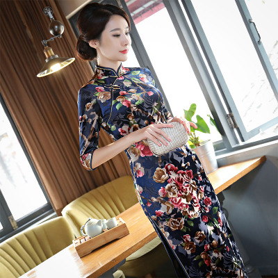 Golden fleece cheongsam spring 2018 new women elegant atmosphere retro dress in long stretch and thick long sleeve