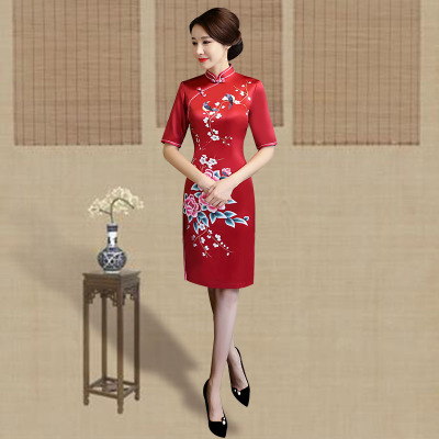 Long cheongsam summer 2018 new women s retro Slim party improved mother dress cheongsam dress sleeve 185.45 320.90Long cheongsam summer 2018 new women s retro Slim party improved mother dress cheongsa
