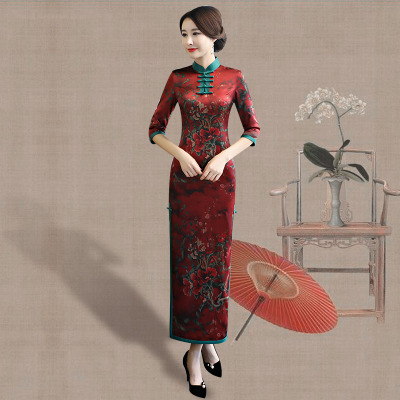 Cheongsam spring 2018 new female dignified atmosphere retro Slim improved slim show long cheongsam dress