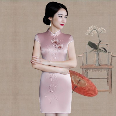 Cheongsam summer 2018 new girl retro improved traditional short-sleeved daily short section Slim cheongsam dress spring