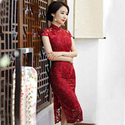 Medium and long modified lace daily qipao summer 2018 new women s banquet dress elegant qipao dress 227.45 383.90Medium and long modified lace daily qipao summer 2018 new women s banquet dress elegant
