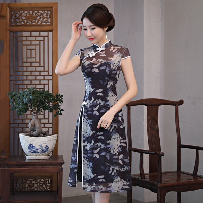 Cheongsam 2018 new female improved Chinese style retro elegant thin skinny daily show Austrian dress in the long section