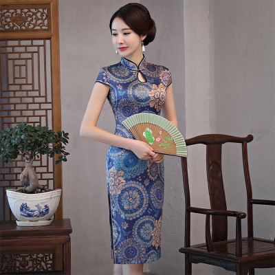 Long cheongsam 2018 new spring and summer women retro Slim elegant daily improvement sleeves old Shanghai dress