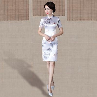 Short qipao summer 2018 new girl silk retro trim elegant slim and refined Chinese style dress
