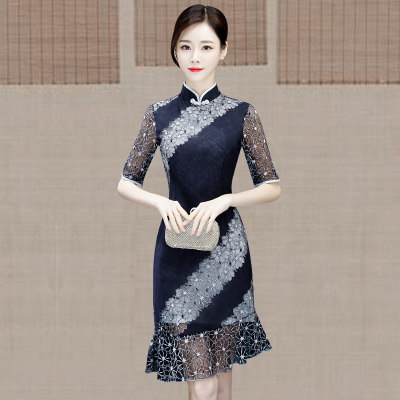 Cheongsam 2018 new spring and summer improved version of the short paragraph Slim fish tail lace girl small incense wind robe dress