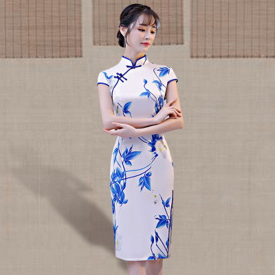 Medium and long qipao summer 2018 new girl retro trim elegant blue and white porcelain daily Chinese style dress