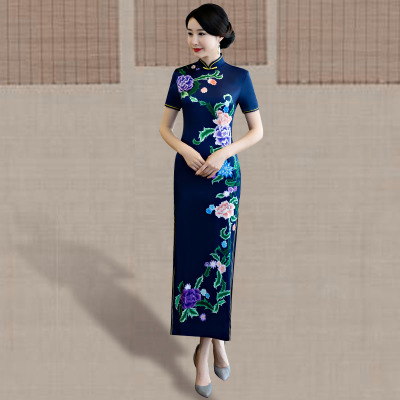 Qipao medium length summer 2018 temperament new style women s Chinese style walk show show slim qipao dress 185.45 320.90Qipao medium length summer 2018 temperament new style women s Chinese style wal