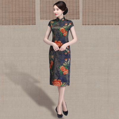Medium and long qipao summer 2018 new women s traditional Chinese style retro trim slim daily qipao dress 153.95 226.40Medium and long qipao summer 2018 new women s traditional Chinese style retro tri