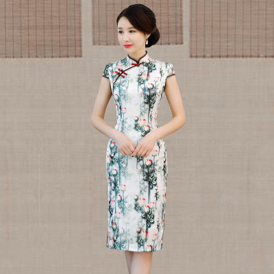 Qipao summer 2018 new Chinese style elegant retro style elegant slim elegant banquet dress long style
