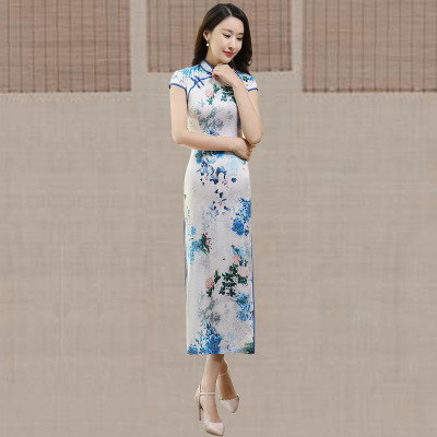 Long style qipao summer 2018 new style China women s national style show performance retro slim qipao dress 185.45 320.90Long style qipao summer 2018 new style China women s national style show perfor