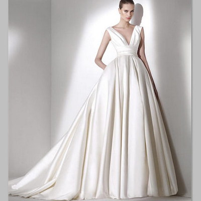 2018 spring of the new type of shoulder - thin after V drag wedding gown satin simple wedding dress