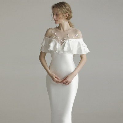 White dress female shoulder satin dress long skirts section 2018 of the new type of fish in summer the bride wedding small